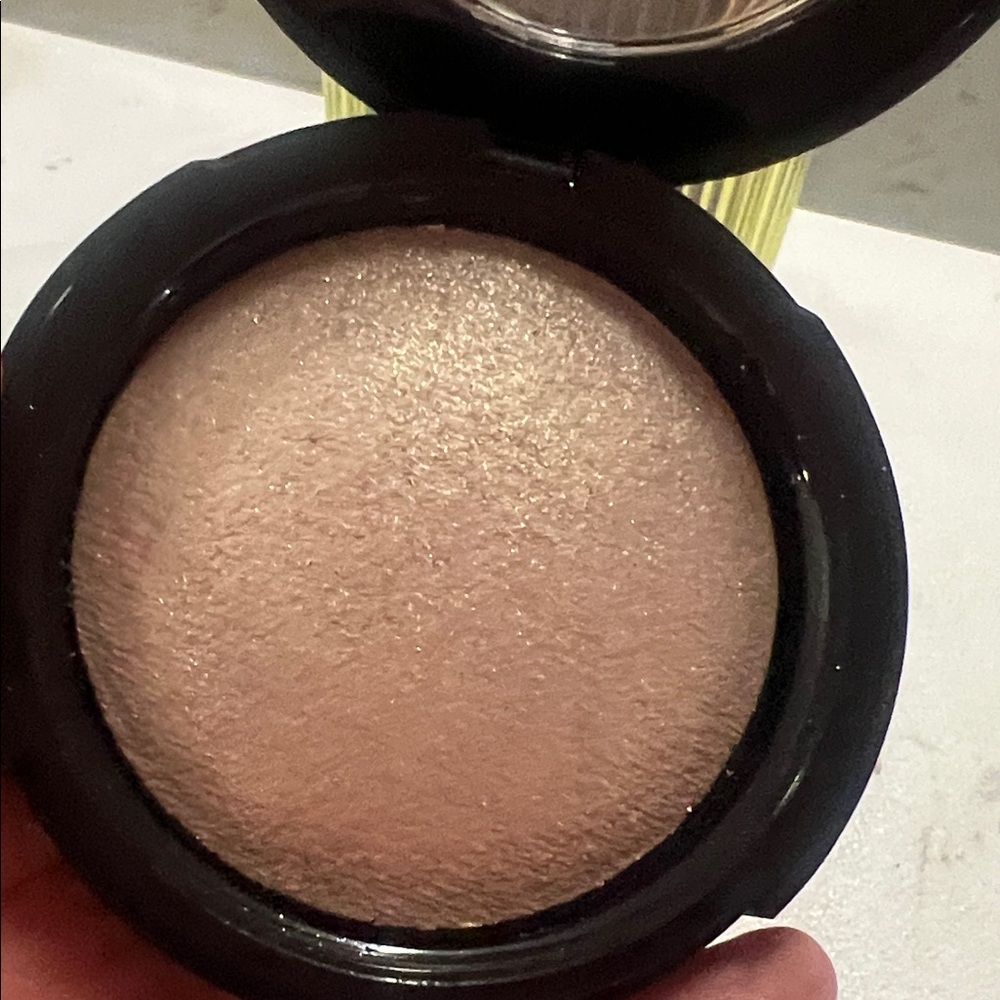 treStiQue Bronzer bundle - Picture 7 of 7
